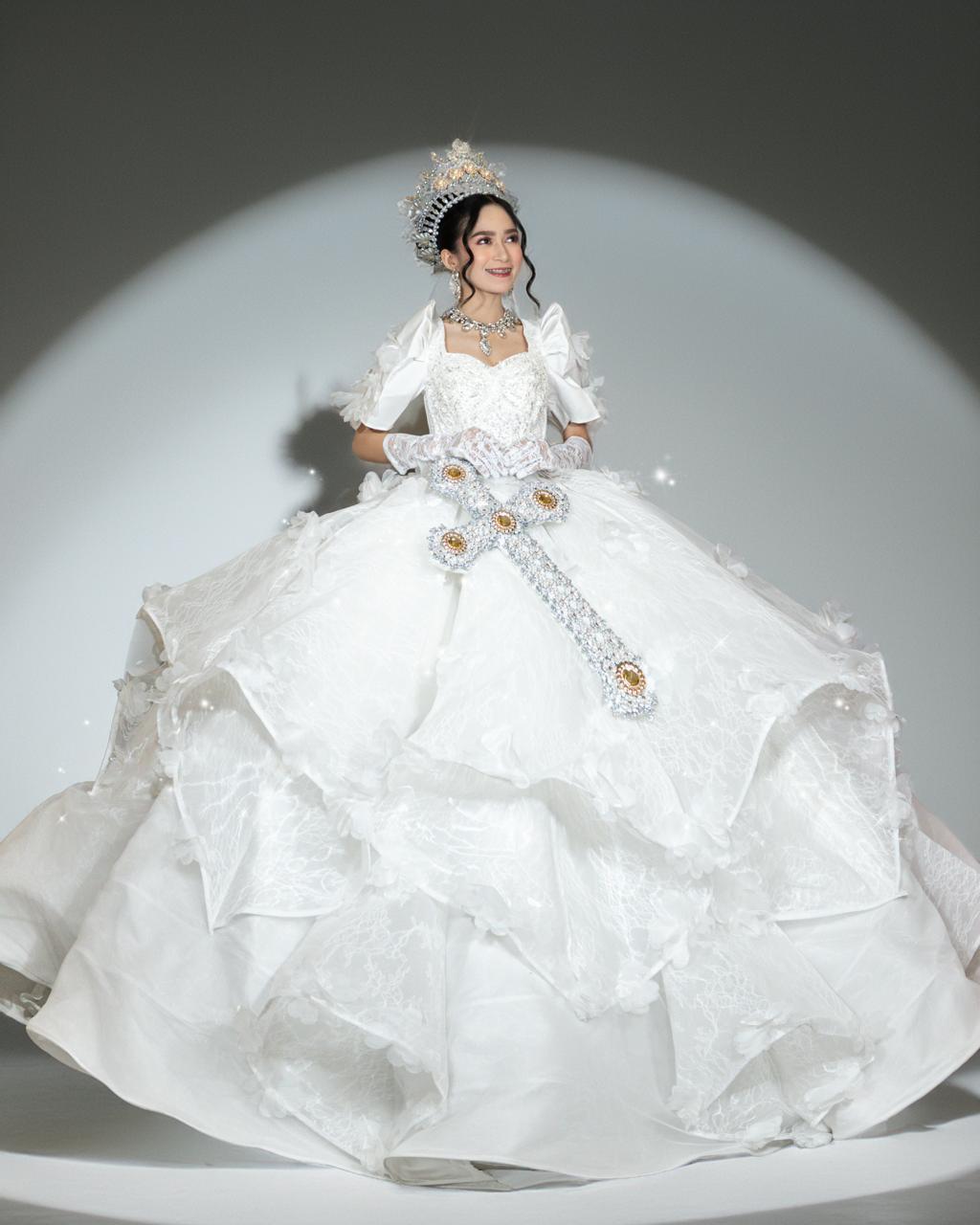 Ysoria La Reina